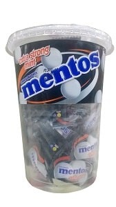 Mentos Chewy Dragges Extra Strong Mint Jar 280 g x80