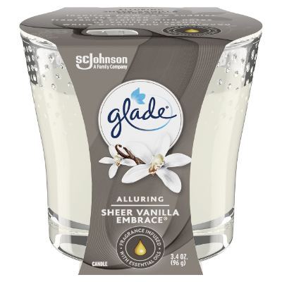 Glade Candle Alluring Sheer Vanilla Embrace 96 g